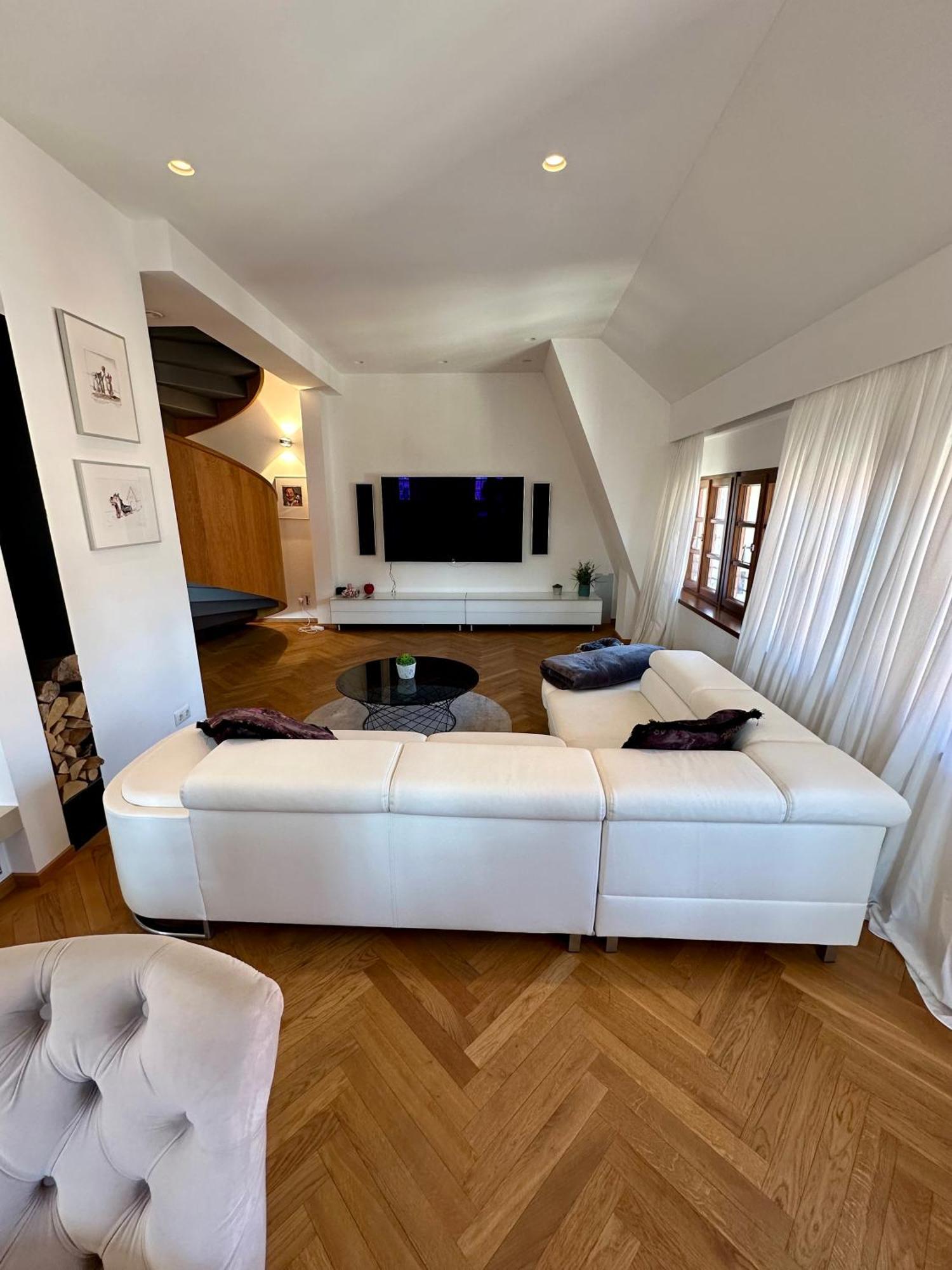 Luxus Suite Mit Einmaligem Blick Auf Die Frauenkirche Dresda Exterior foto