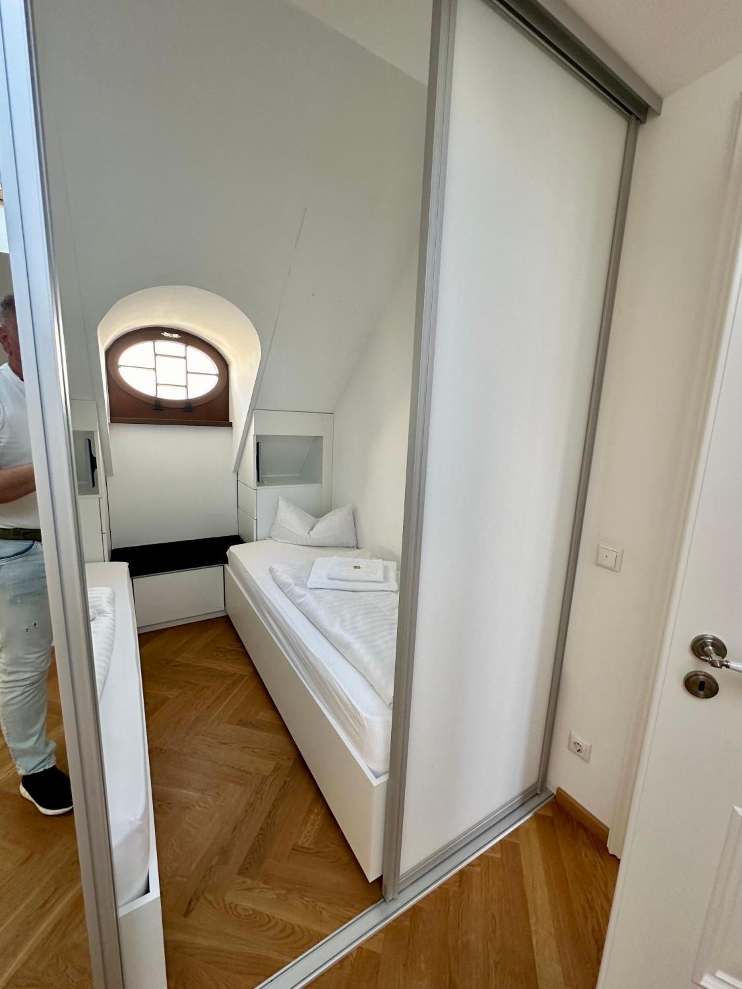 Luxus Suite Mit Einmaligem Blick Auf Die Frauenkirche Dresda Exterior foto