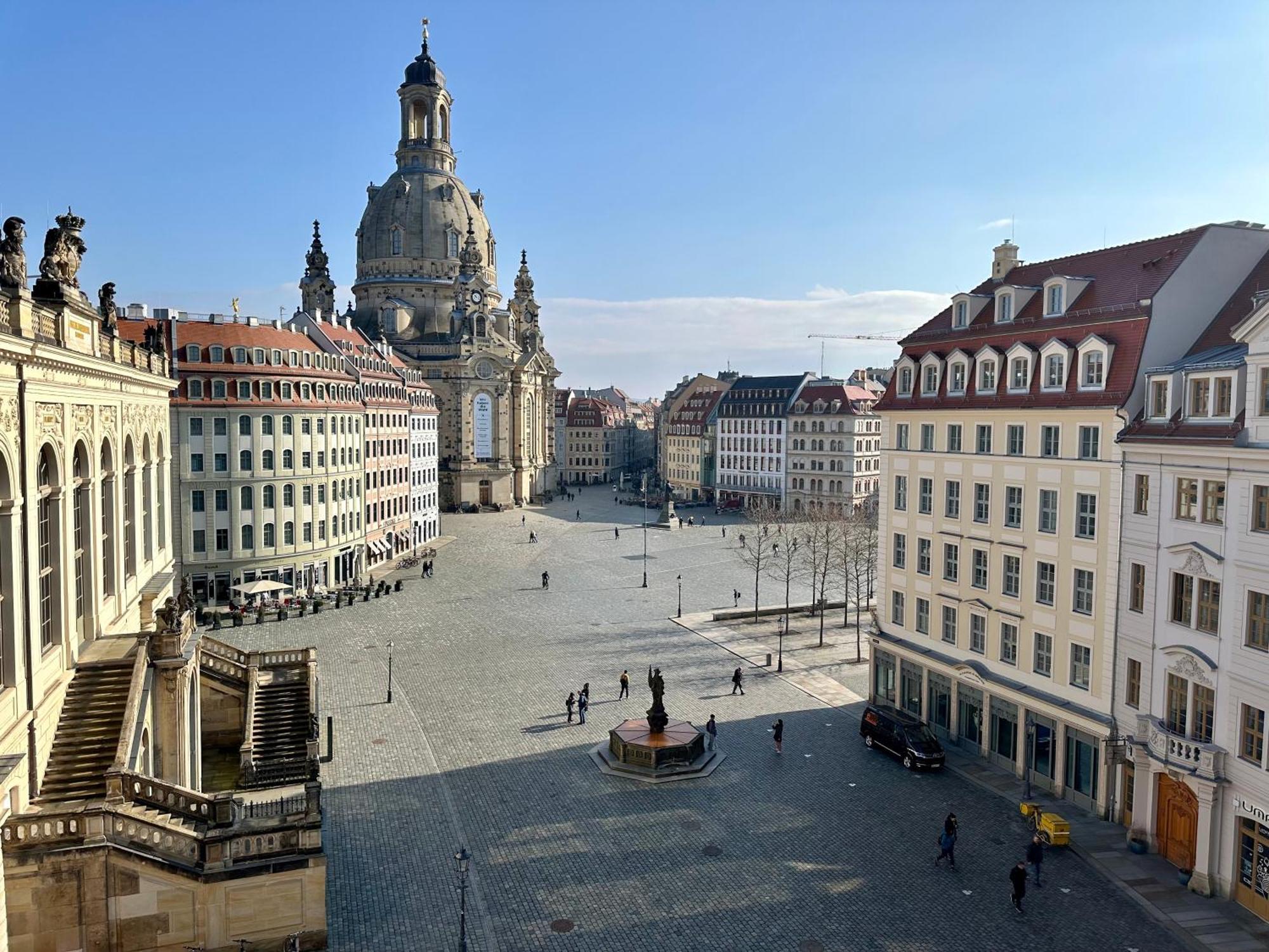 Luxus Suite Mit Einmaligem Blick Auf Die Frauenkirche Dresda Exterior foto