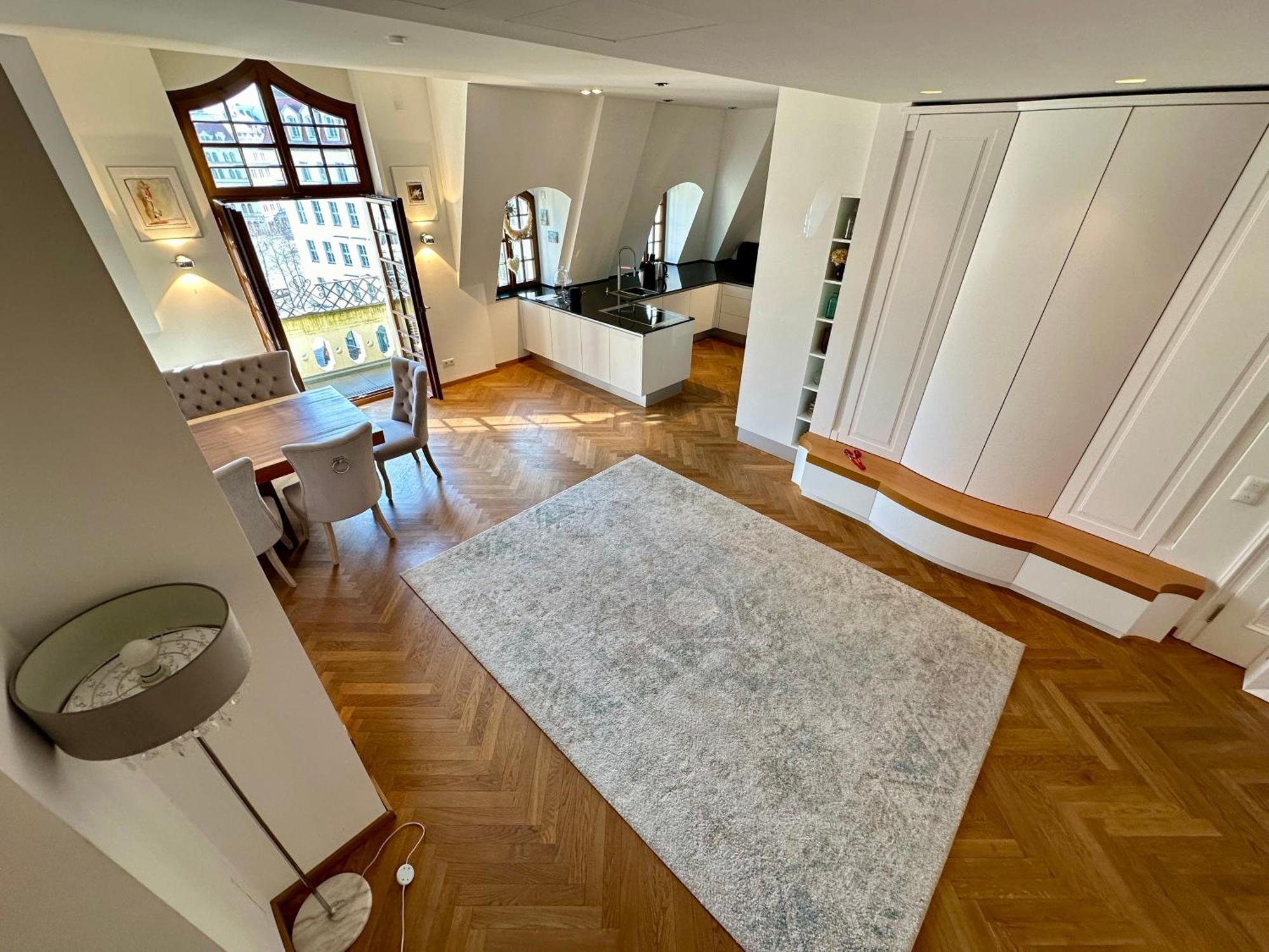 Luxus Suite Mit Einmaligem Blick Auf Die Frauenkirche Dresda Exterior foto